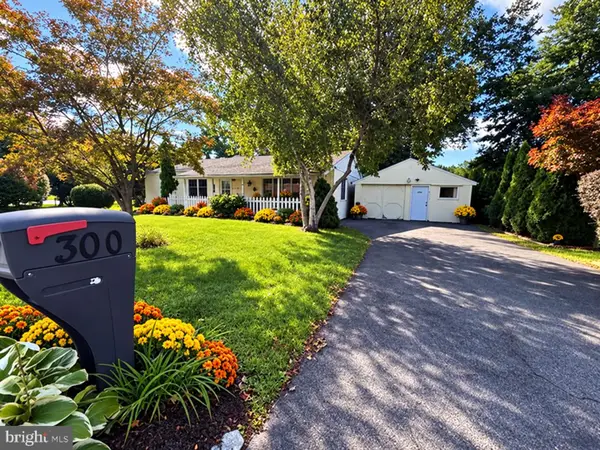 300 Bethel Ave, ASTON, PA 19014