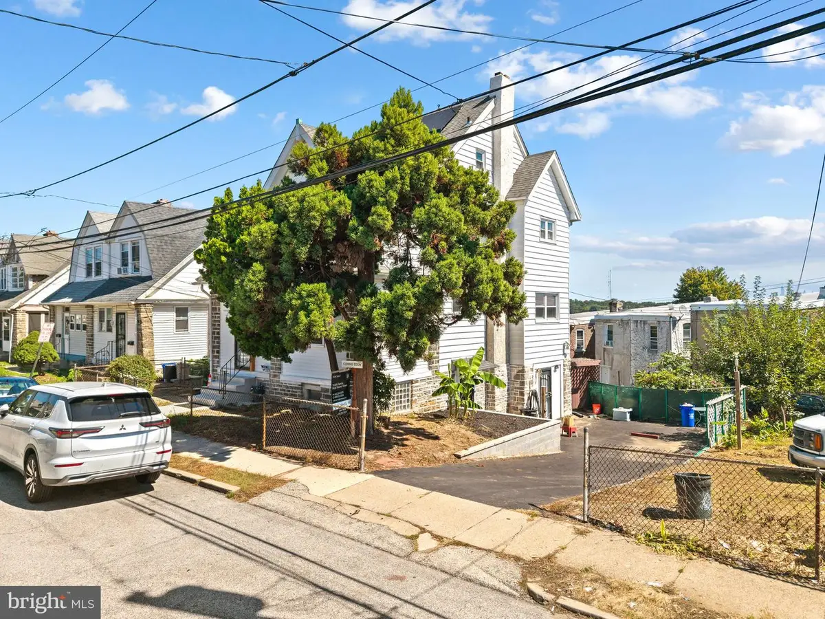 5 Ardsley Rd, Upper Darby, PA 19082 - #1