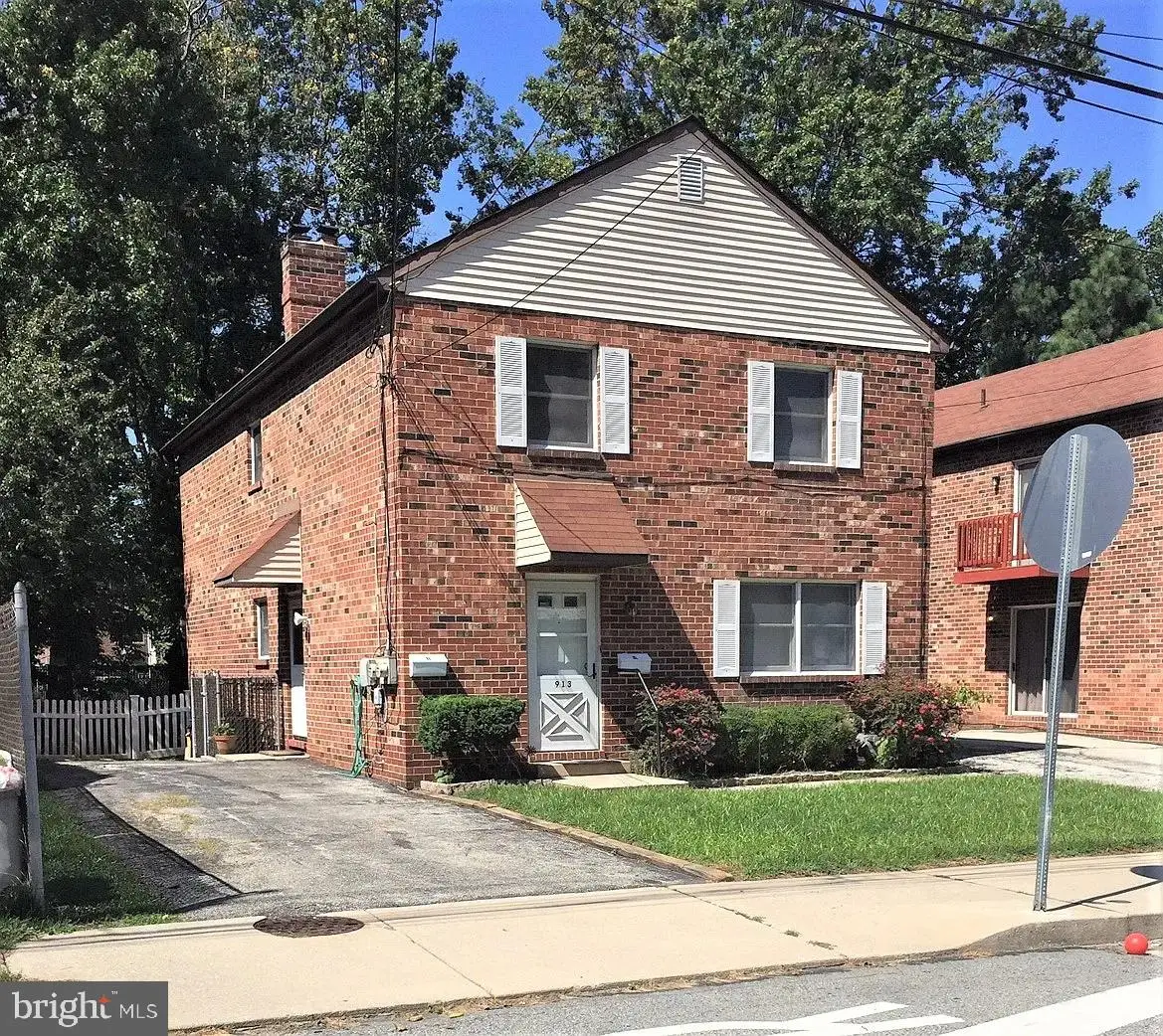 913 Chestnut St, Collingdale, PA 19023 - #1