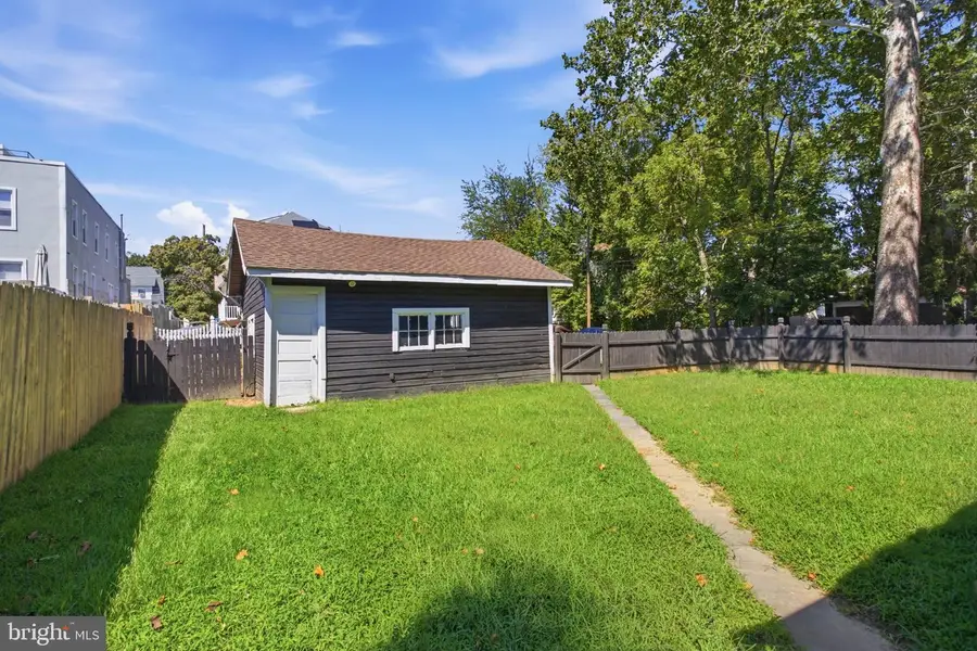 500 Sharp Ave, Glenolden, PA 19036 - #3