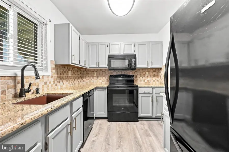 905 Pritchard Pl, Newtown Square, PA 19073 - #2