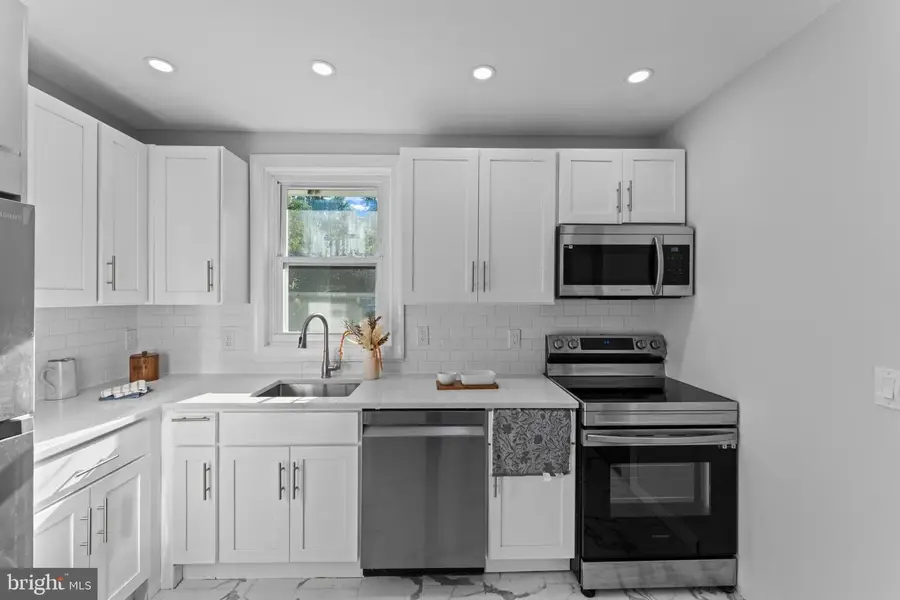 2038 Naamans Creek Rd, Upper Chichester, PA 19061 - #3