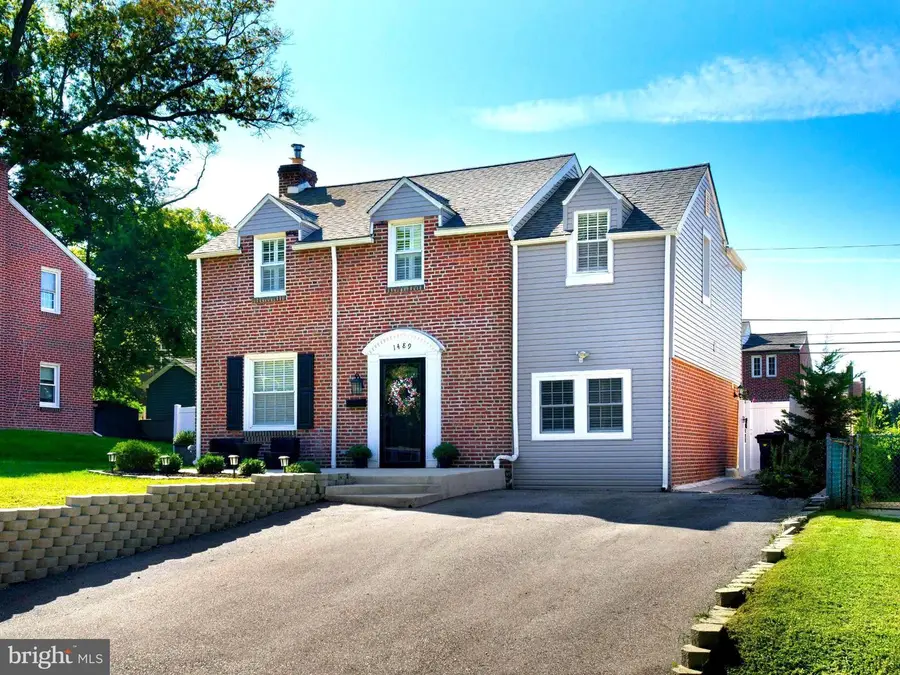 1489 Burmont Rd, Drexel Hill, PA 19026 - #2