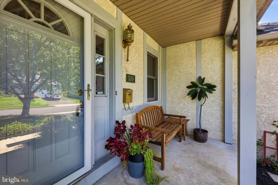 509 Derwyn Rd, Drexel Hill, PA 19026 - #2