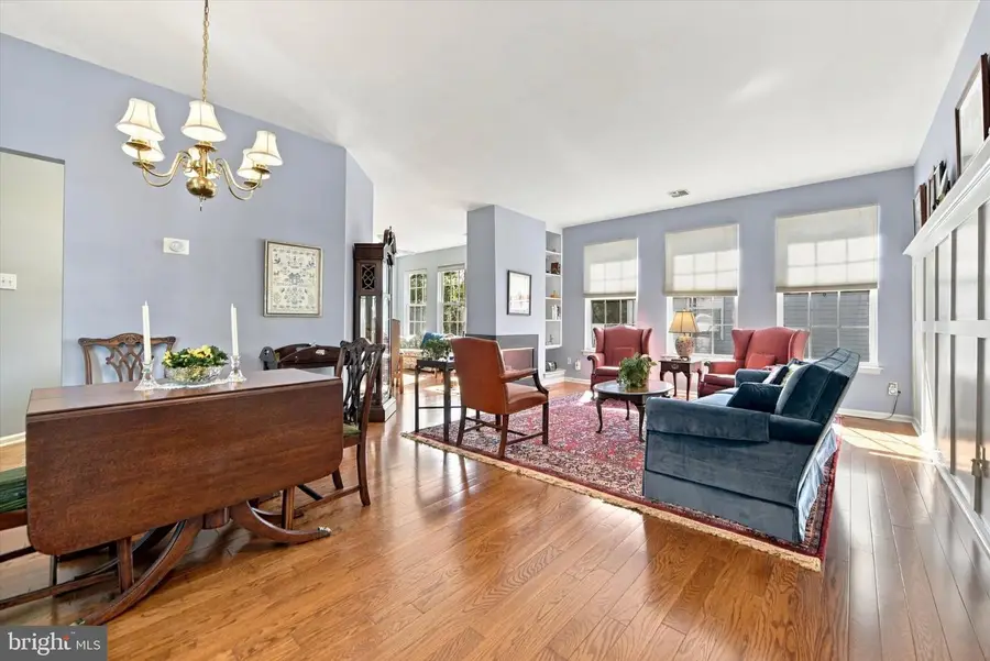 150 E Foxchase Ln, Glen Mills, PA 19342 - #3