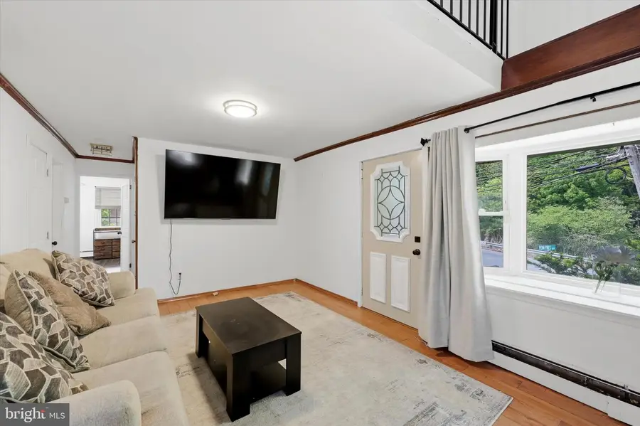 801 E Penn Pines Blvd, Aldan, PA 19018 - #3