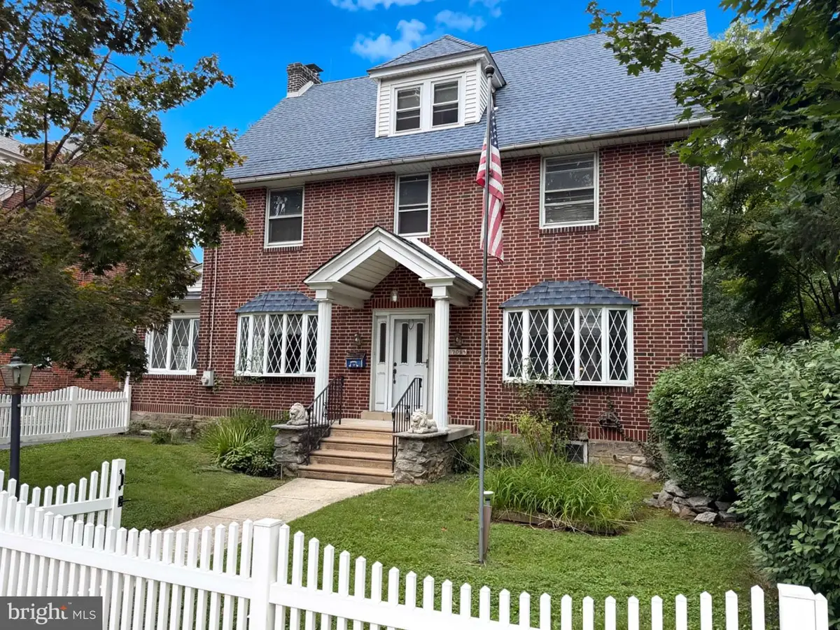 705 Edmonds Ave, Drexel Hill, PA 19026 - #1