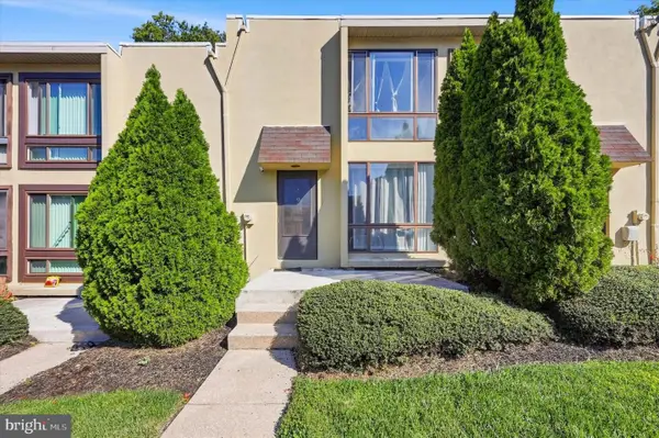 100 E Glenolden Avenue T-9 Ave #t-9, GLENOLDEN, PA 19036