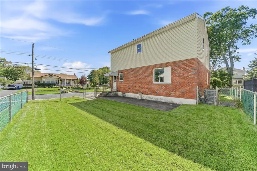 2603 Highland Ter, Holmes, PA 19043 - #3