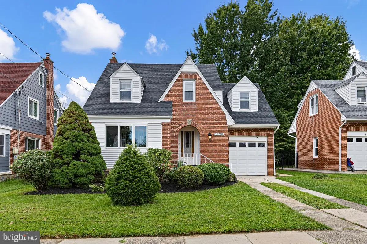 1228 Jefferson Ave, Woodlyn, PA 19094 - #1