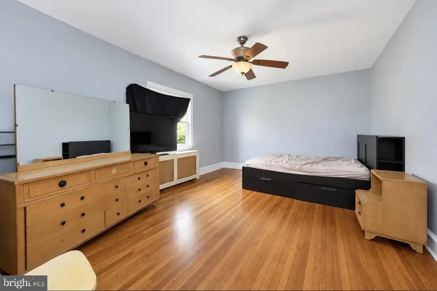 7201 Wayne Ave, Upper Darby, PA 19082 - #3
