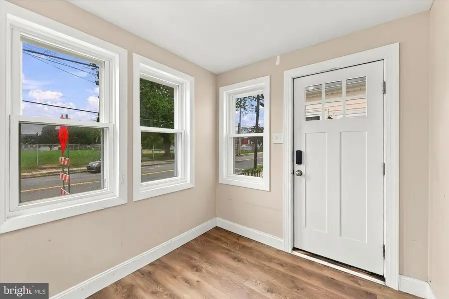 219 Wanamaker Ave, Essington, PA 19029 - #2