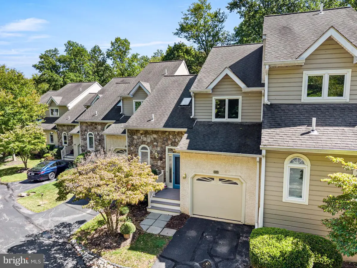 507 Waters Edge Ct, Newtown Square, PA 19073 - #1