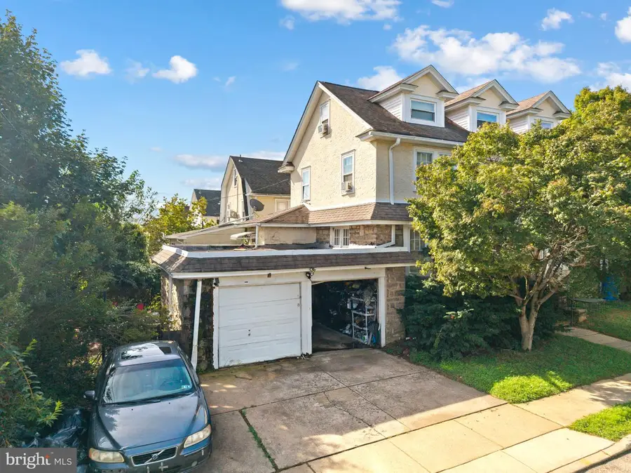 419 Netherwood Rd, Upper Darby, PA 19082 - #2