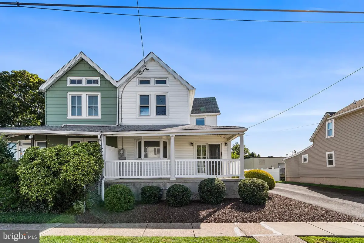 213 Saude Ave, Essington, PA 19029 - #1