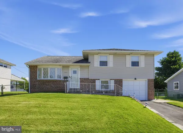 245 Talbot Dr, BROOMALL, PA 19008