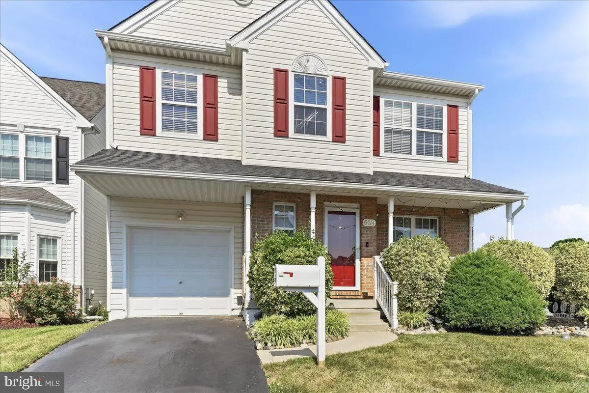 639 Foxglove Dr, Morton, PA 19070 - #1