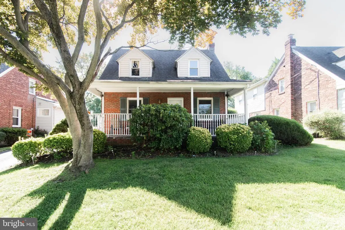 214 W Macdade Blvd, Folsom, PA 19033 - #1