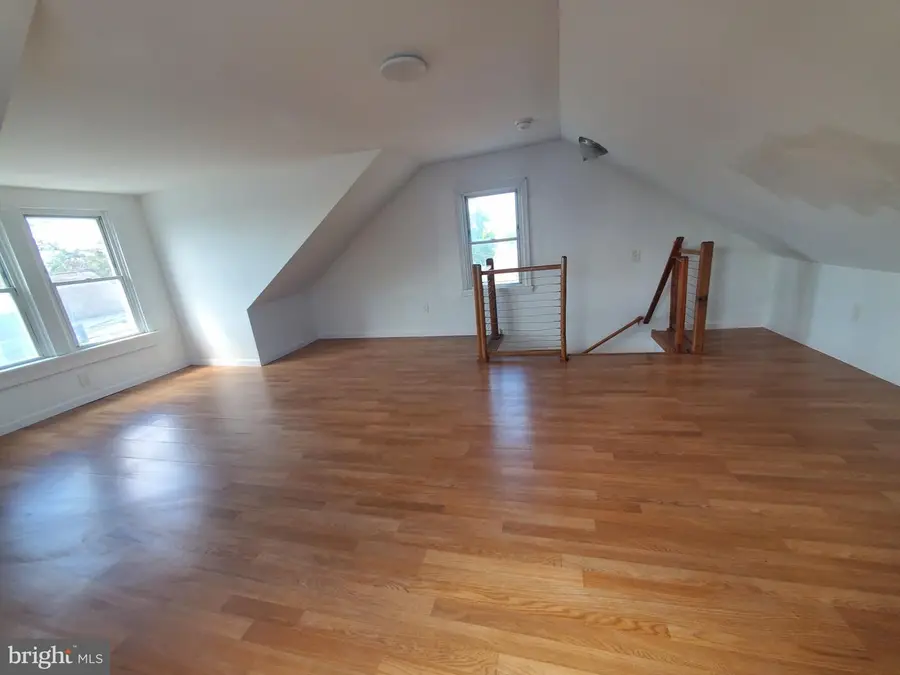 1209 Leiper St, Crum Lynne, PA 19022 - #3