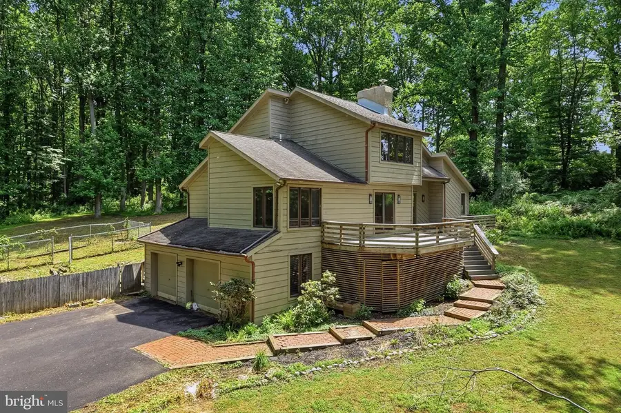 3 Upper Bank Dr, Chadds Ford, PA 19317 - #2