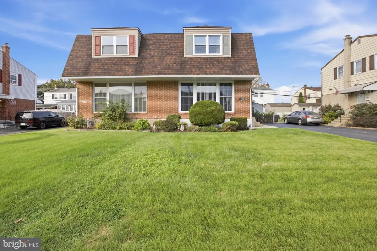 1422 Greenway Rd, Swarthmore, PA 19081 - #1