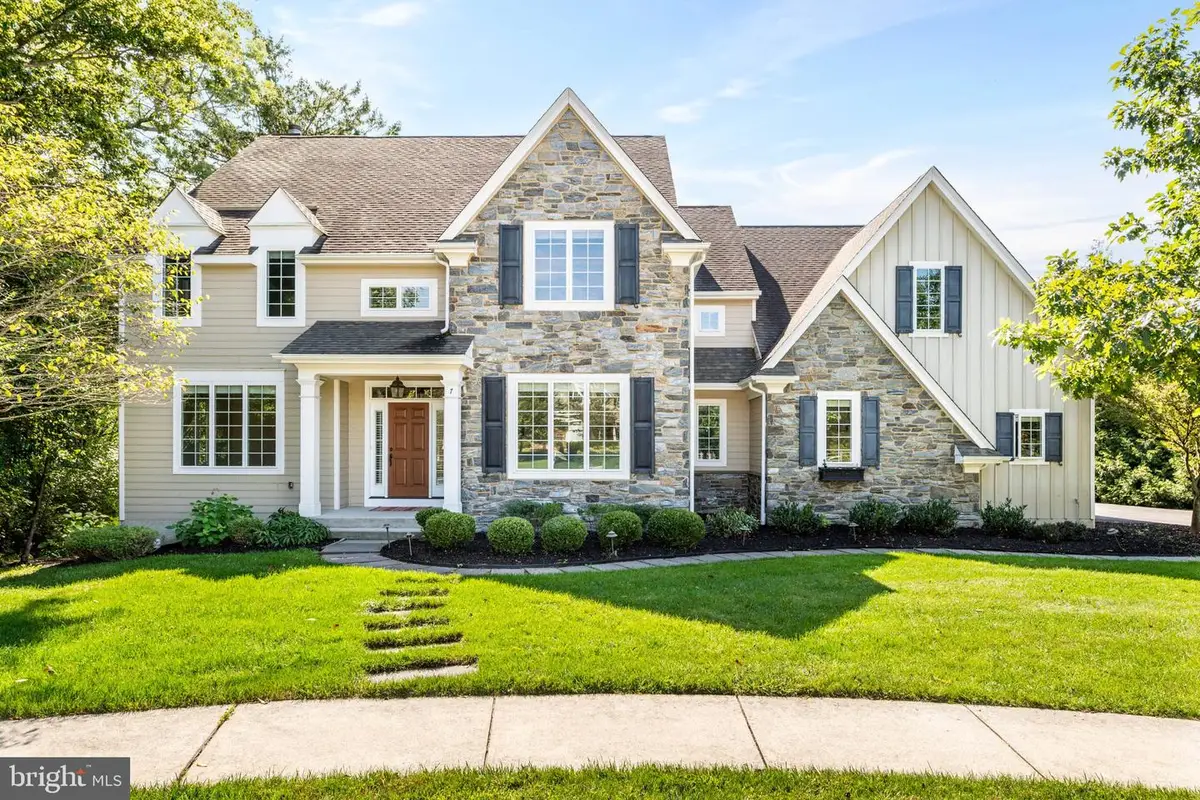 7 Fallbrook Ln, Glen Mills, PA 19342 - #1