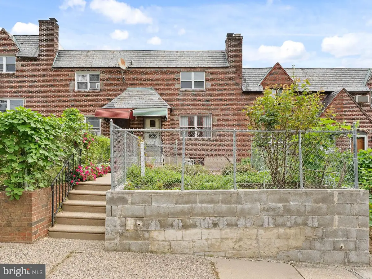 313 Wiltshire Rd, Upper Darby, PA 19082 - #1
