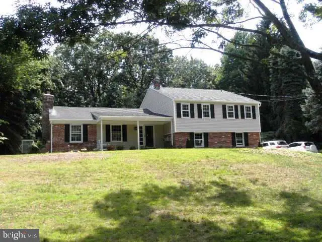 14 Castle Rock Dr, Havertown, PA 19083 - #1