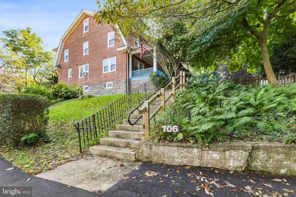 706 Hillborn Ave, SWARTHMORE, PA 19081