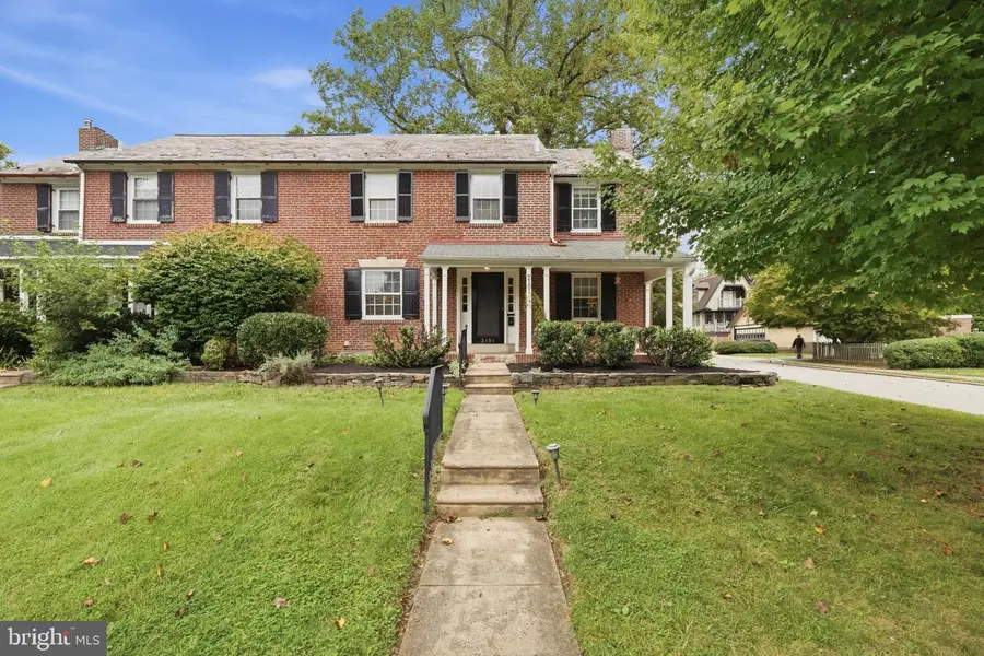 2101 Chestnut Ave, Ardmore, PA 19003 - #3