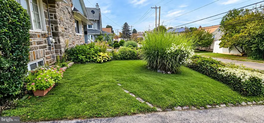 313 S State Rd, Upper Darby, PA 19082 - #3
