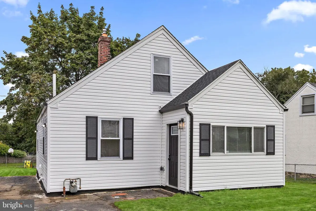 53 Seward Ln, Aston, PA 19014 - #1