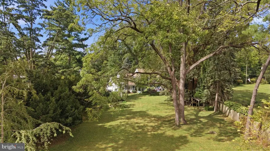 411 S Ithan Ave, Bryn Mawr, PA 19010 - #2