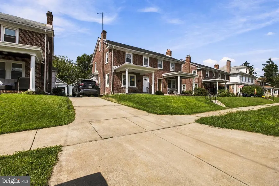 122 W Mowry St, Chester, PA 19013 - #2