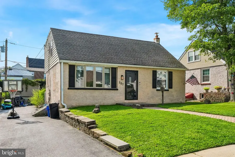 207 Rolling Rd, Broomall, PA 19008 - #2