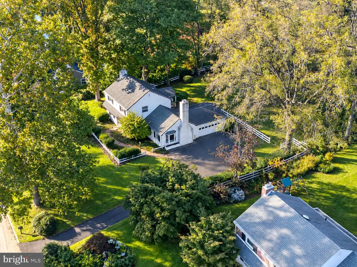 209 Plush Mill Rd, Wallingford, PA 19086 - #1