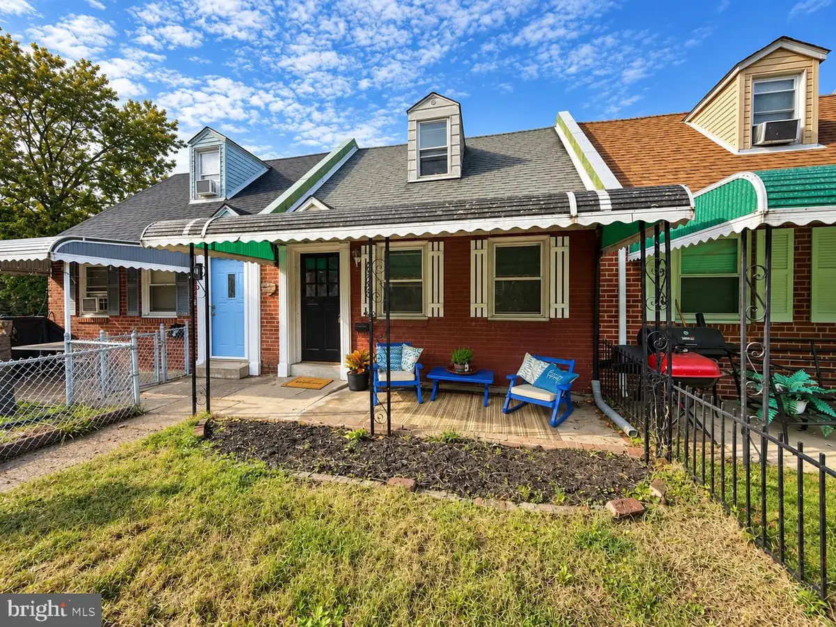6929 Ruskin Ln, Upper Darby, PA 19082 - #1
