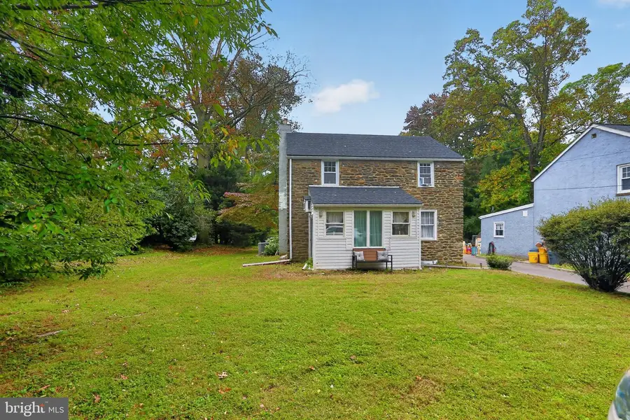 1214 Providence Rd, Springfield, PA 19064 - #3
