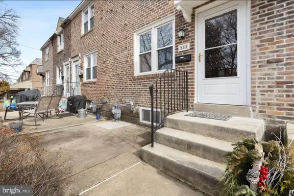 233 N Bishop Ave, CLIFTON HEIGHTS, PA 19018