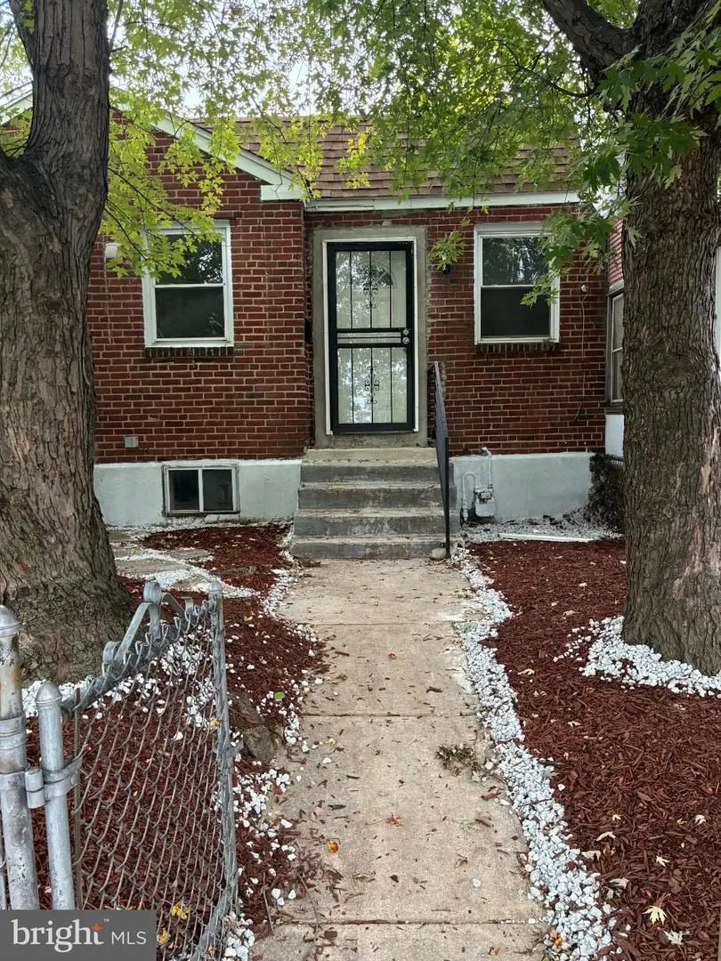 1007 Sharon Ave, Sharon Hill, PA 19079 - #1