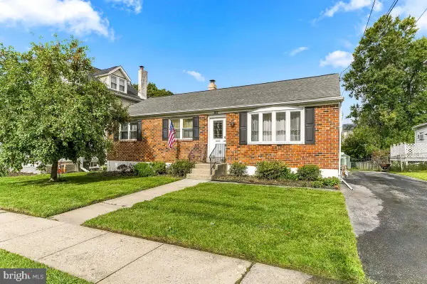209 Henderson Ave, RIDLEY PARK, PA 19078