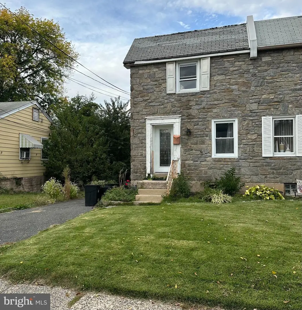724 Eggleston Cir, Sharon Hill, PA 19079 - #1