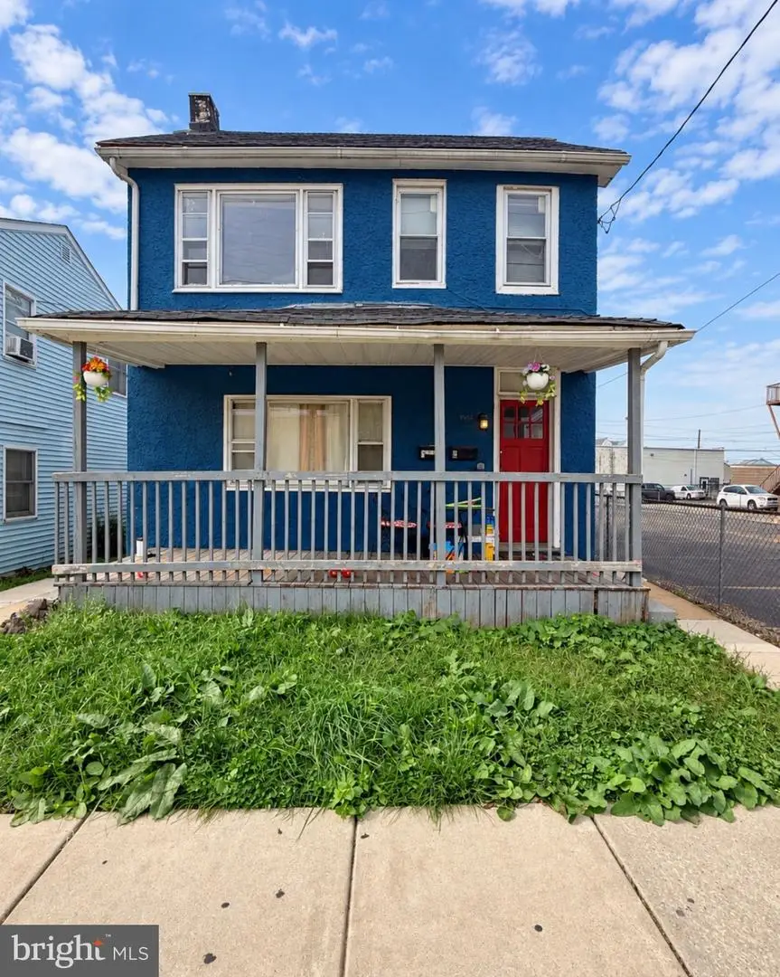 806 Market St, Marcus Hook, PA 19061 - #1