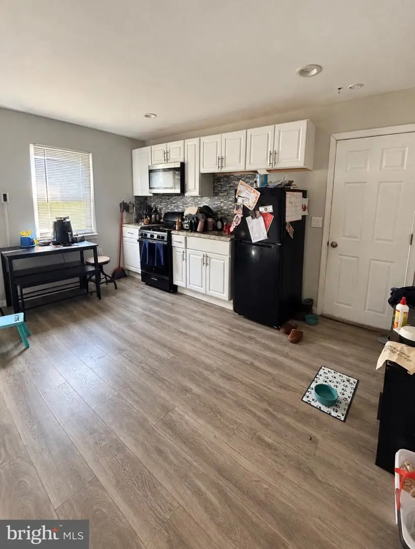 806 Market St, Marcus Hook, PA 19061 - #3