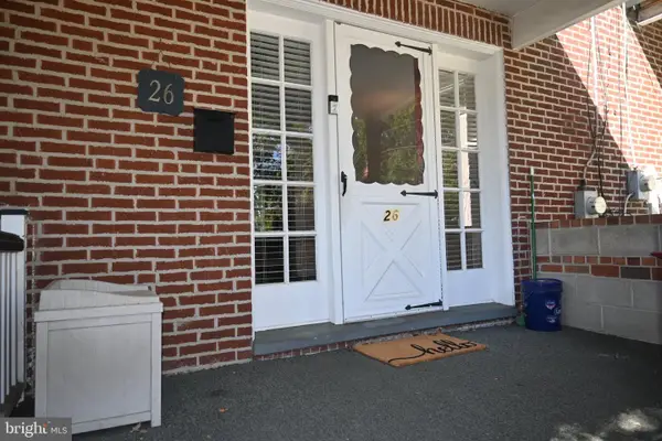 26 Vernon Rd, HAVERTOWN, PA 19083