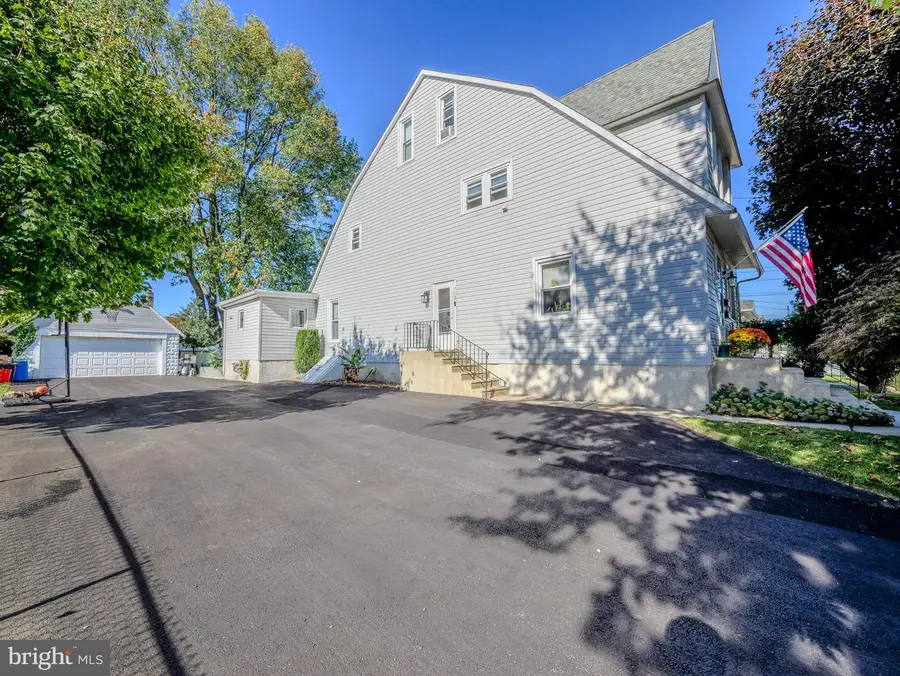 128 Isabel Ave, Glenolden, PA 19036 - #3