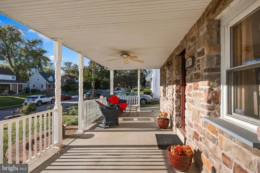 864 Cricket Rd, Secane, PA 19018 - #3