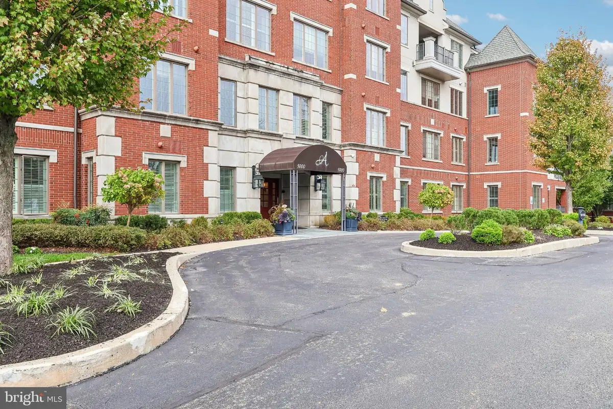 5203 Parkview Dr, Haverford, PA 19041 - #1