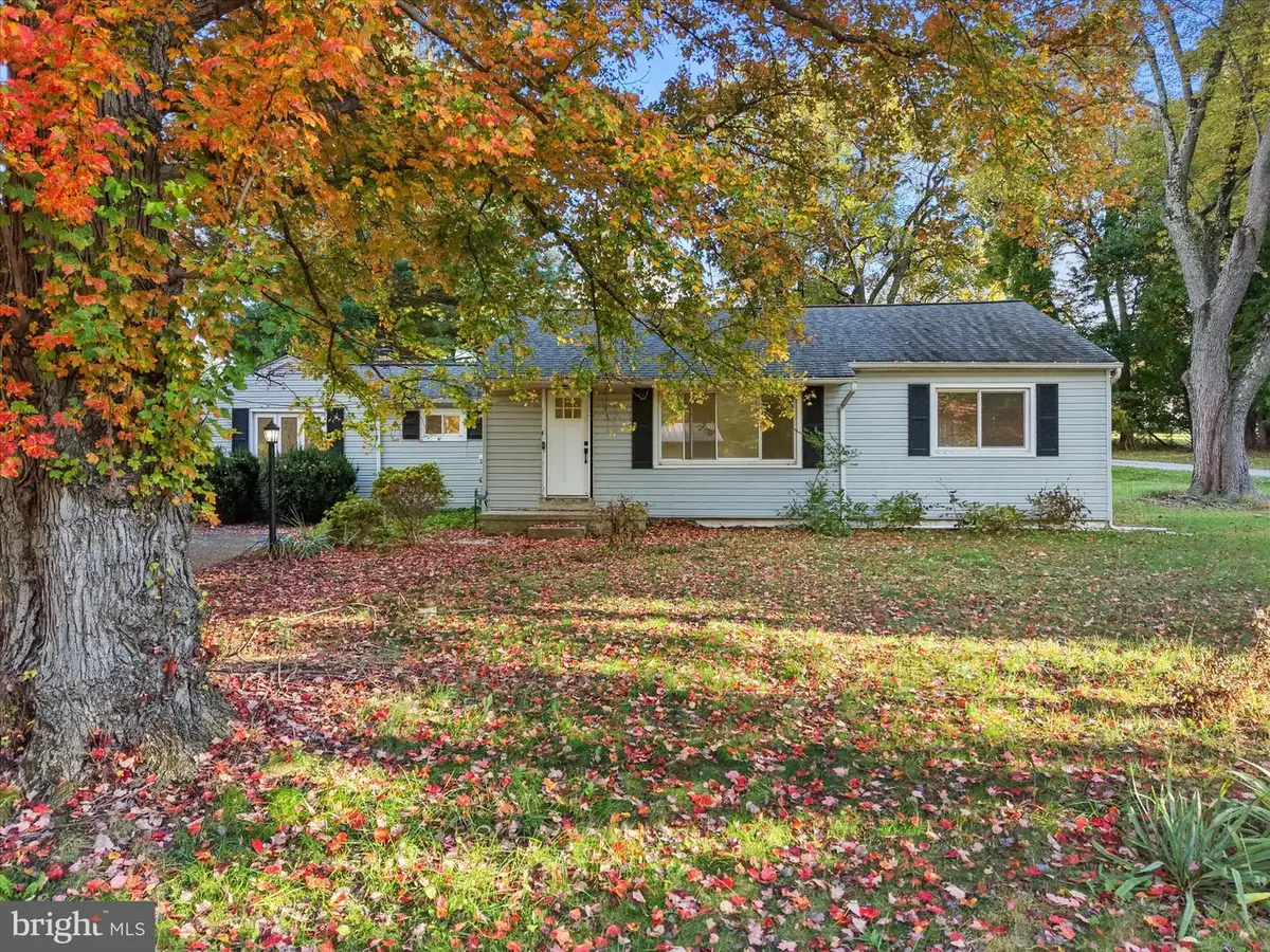 3392 Garnet Mine Rd, Garnet Valley, PA 19060 - #1