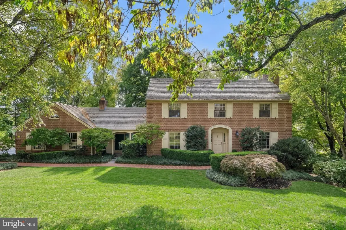 181 Hunt Valley Cir, Berwyn, PA 19312 - #1